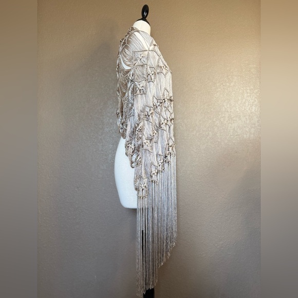 Chico’s Gorgeous shrug - Picture 8 of 9